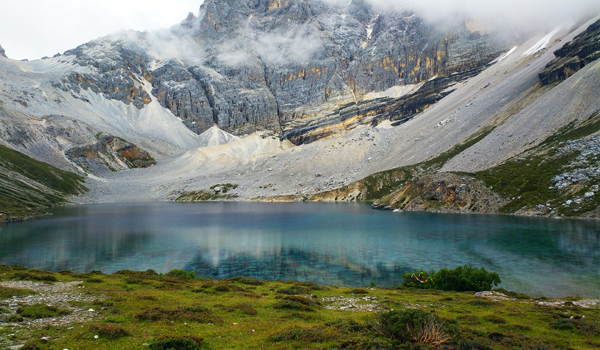 Wuse Lake (Five-Color Lake/Dengcontso)