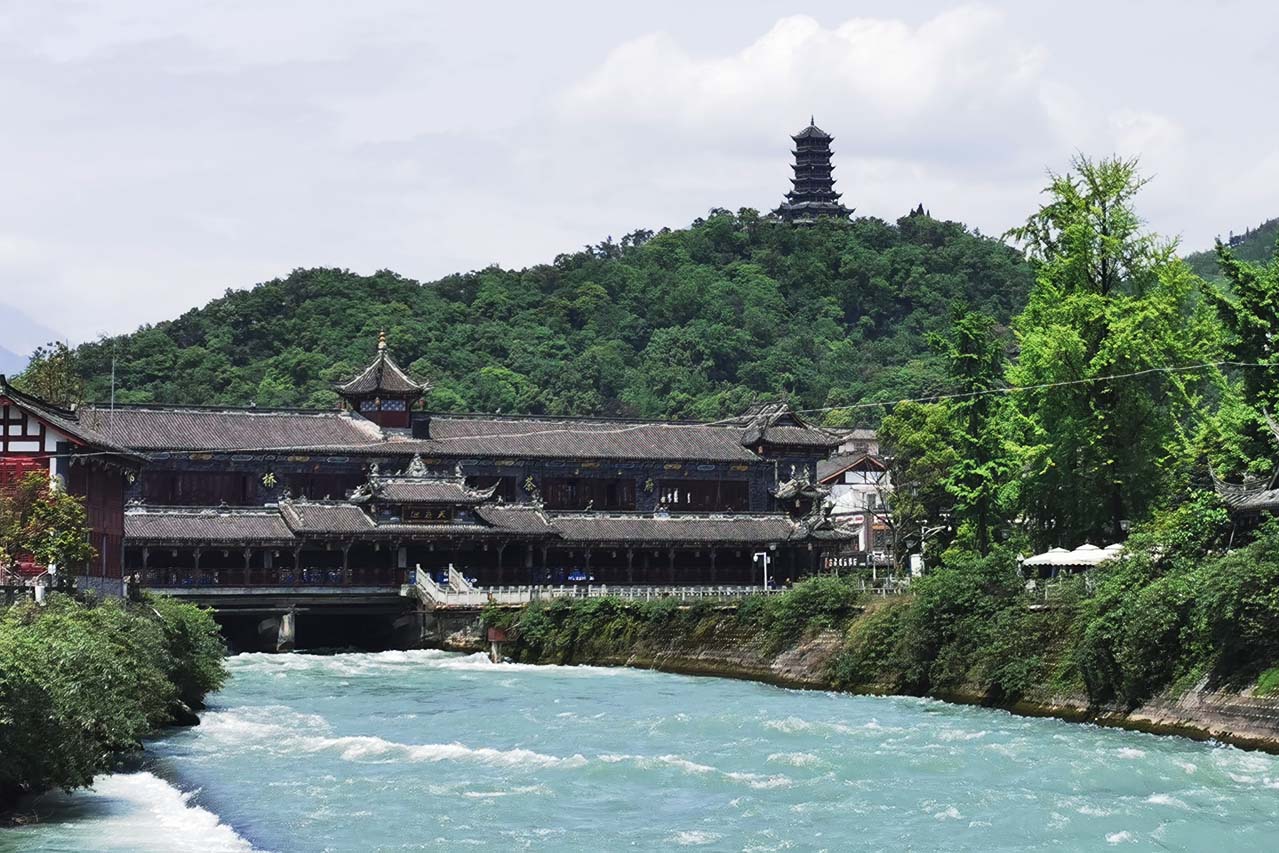 Dujiangyan Old Town