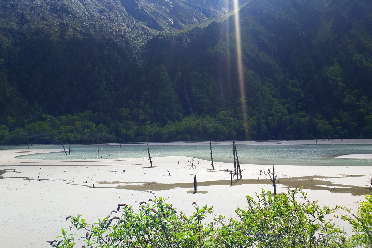 Bawang Lake