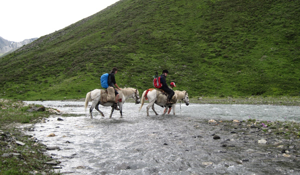 Tagong Horse Riding