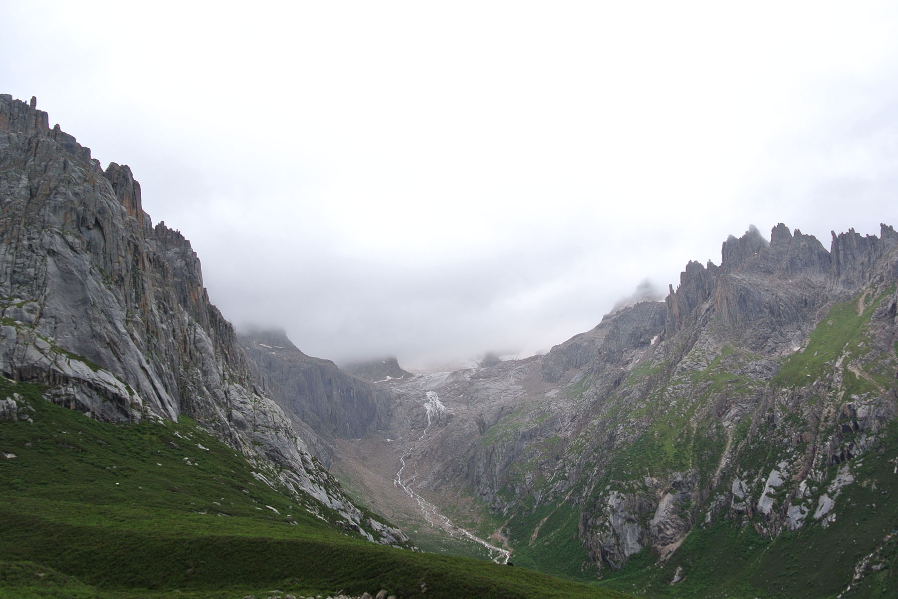 Exploring Nyenpo Yurtse