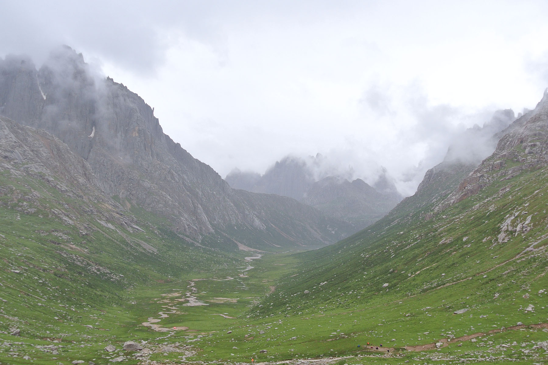 Exploring Nyenpo Yurtse