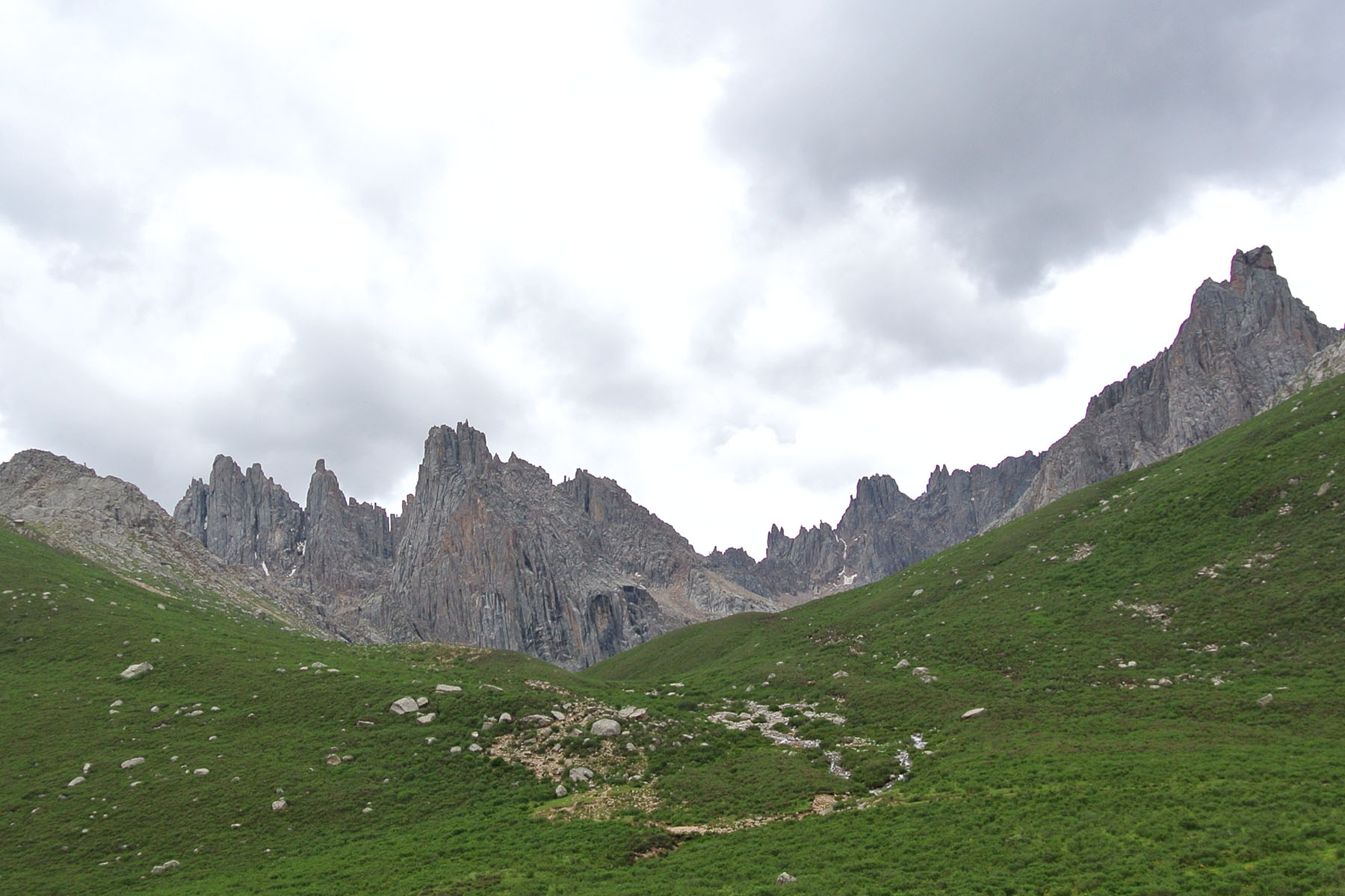 Exploring Nyenpo Yurtse