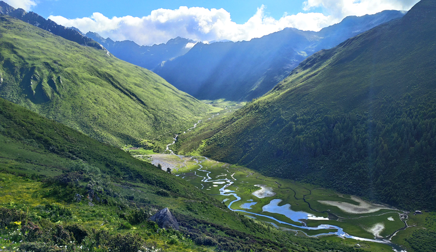 Mt. Siguniang - Huahaizi Lake