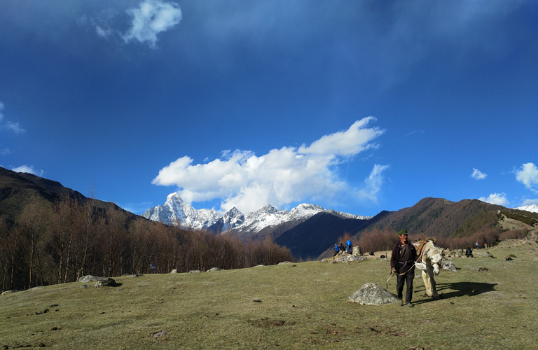 Early April at Haizigou