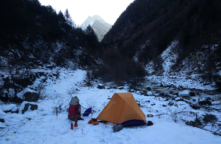 Middle January at Jiesigou, Mt. Siguniang