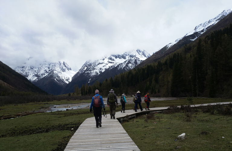 Middle May at Shuangqiao Valley