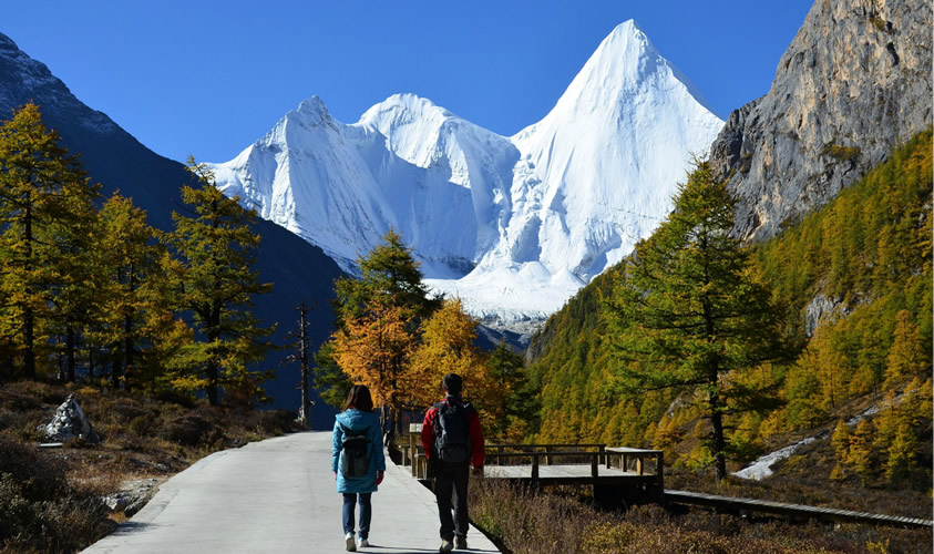 Yading Hiking Trails