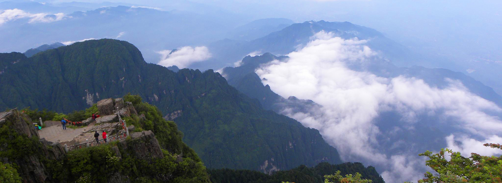 Mount Emei Tour