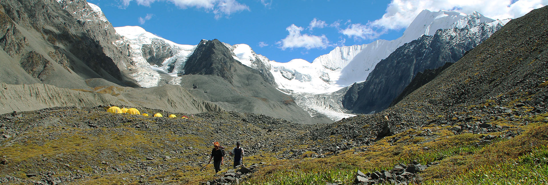 Mount Gongga Hiking Tour