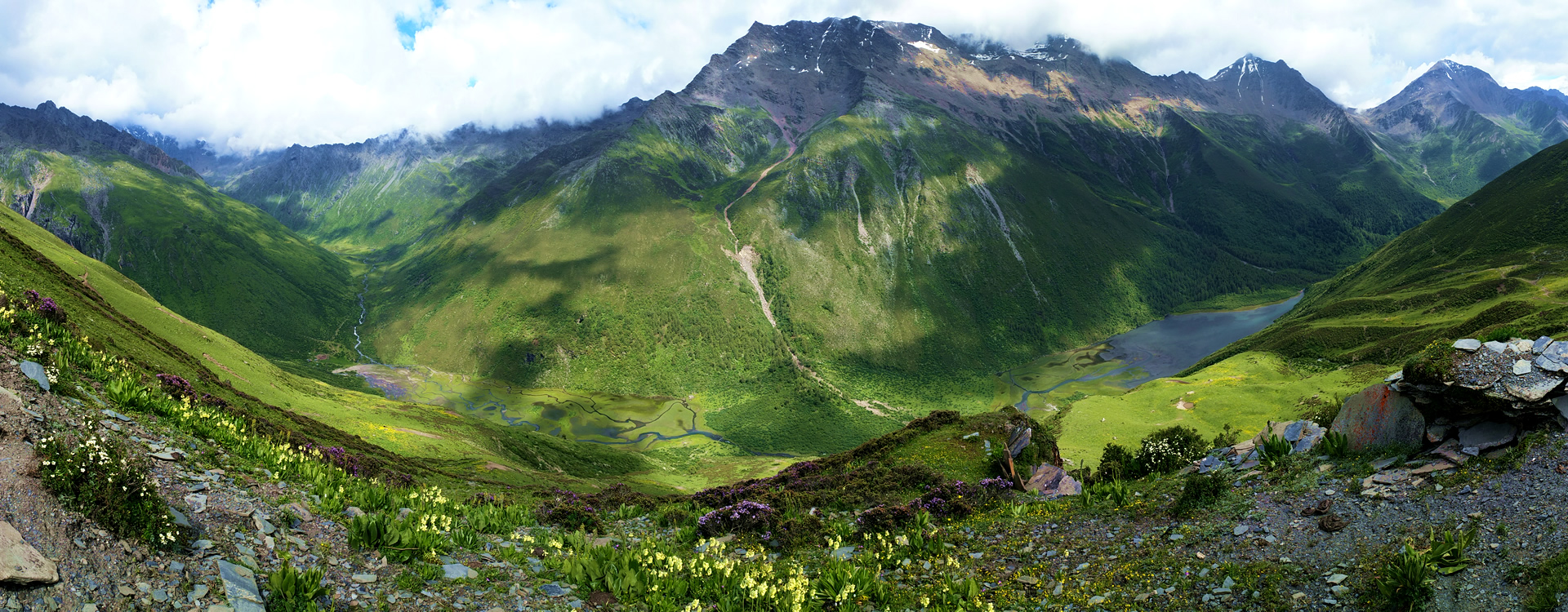 Mount Siguniang Haizigou Hiking Tour